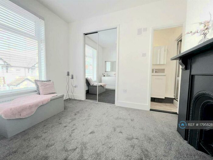 2 Bedroom Terraced House To Rent In Magdala Road, Cosham, Portsmouth, PO6