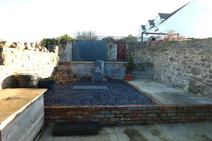 3 Bedroom End Of Terrace House For Sale In Belle Vue Terrace, Pembroke Dock, SA72