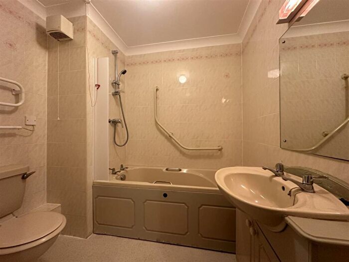 1 Bedroom Retirement Property To Rent In Watford Road, Wembley, HA0