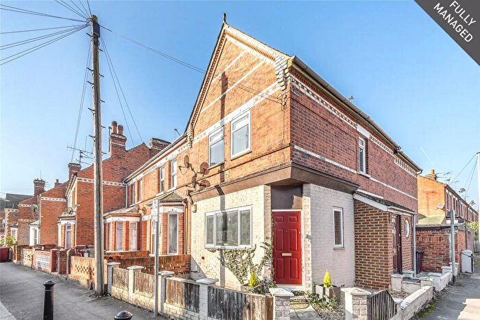 1 Bedroom Maisonette To Rent In Salisbury Road, Reading, Berkshire, RG30