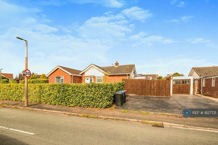 4 Bedroom Bungalow To Rent In Hockenhull Lane, Tarvin, Chester, CH3