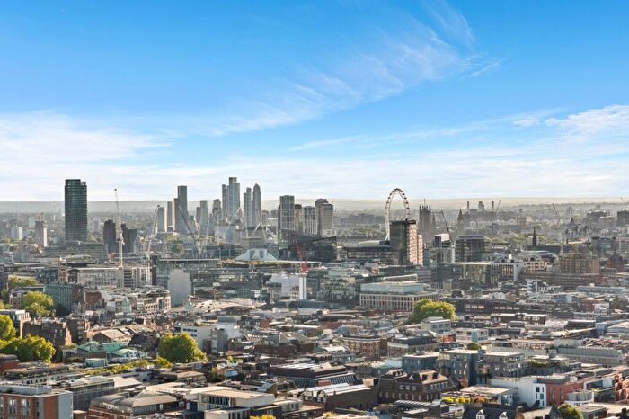 2 Bedroom Flat To Rent In Carrara Tower, Bollinder Place, EC1V