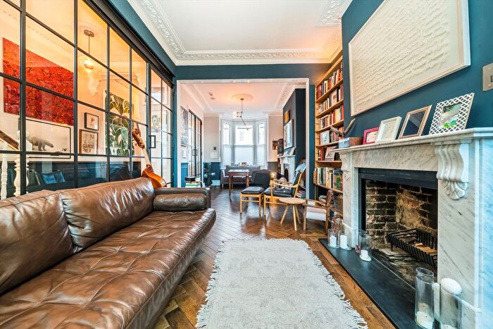 3 Bedroom Terraced House For Sale In Clarence Road, Queen's Park, NW6