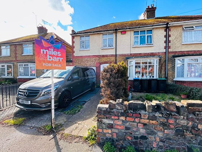 4 Bedroom Semi Detached House For Sale In Station Approach Road, Ramsgate, Kent, CT11