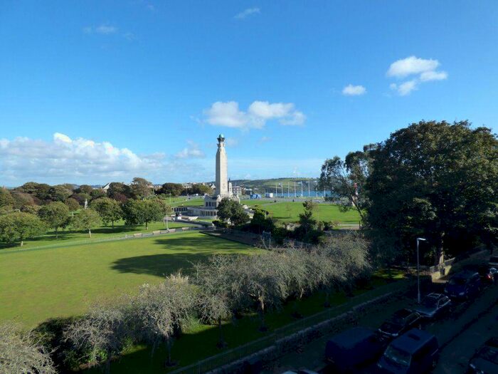 2 Bedroom Flat To Rent In Osborne Court, Plymouth, Devon, PL1