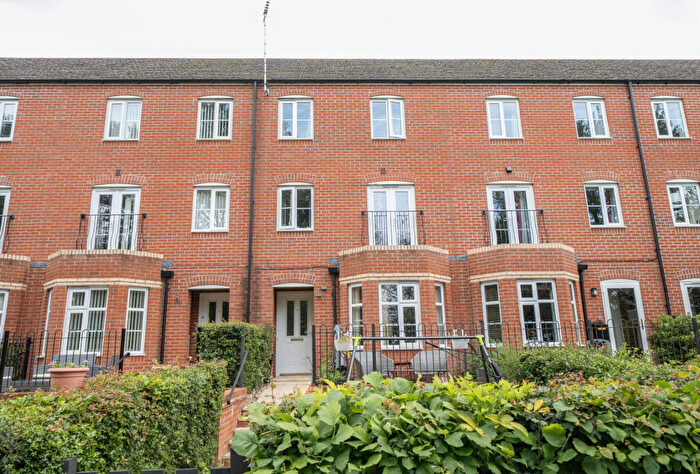 3 Bedroom Terraced House For Sale In Melrose Walk, Tewkesbury, Gloucestershire, GL20