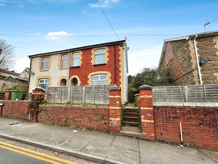 3 Bedroom Semi-Detached House For Sale In Commercial Road, Machen, Caerphilly, CF83