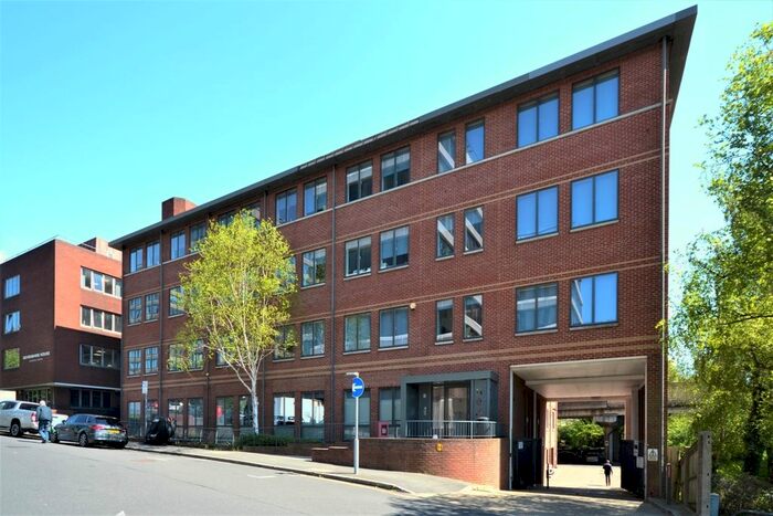 1 Bedroom Flat To Rent In Elmfield Road, Bromley, BR1