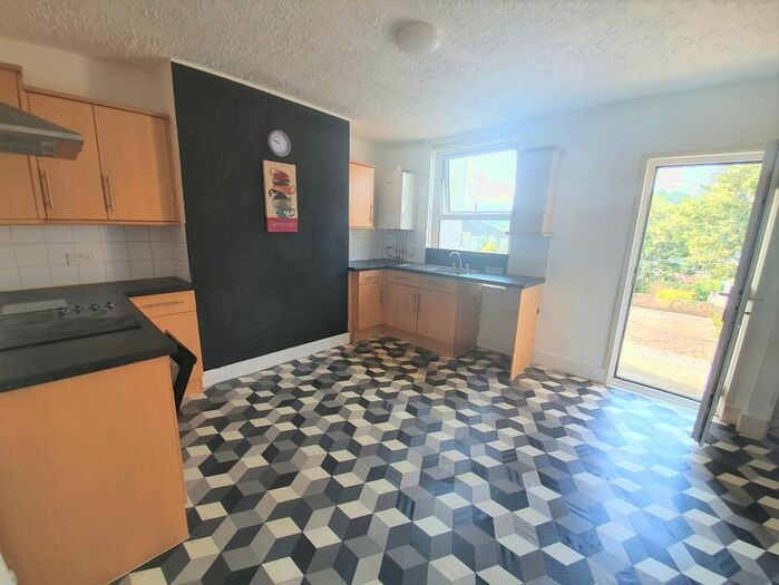 4 Bedroom Terraced House To Rent In Clarendon Road, Dover, CT17