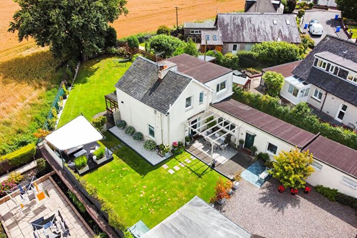 4 Bedroom Detached House For Sale In Ladysneuk Road, Cambuskenneth, FK9