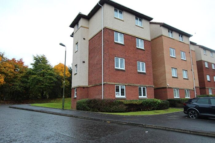 2 Bedroom Flat To Rent In Burnvale Place, Livingston, West Lothian, EH54