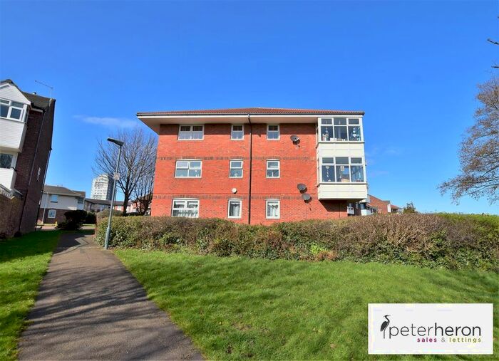 2 Bedroom Flat To Rent In Topcliff, St Peters Riverside, Sunderland, SR6