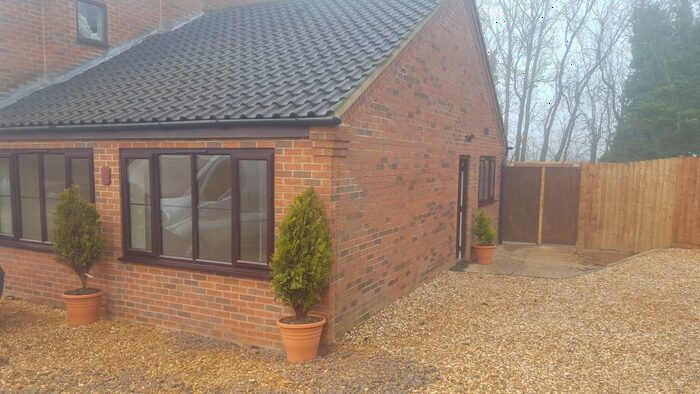 2 Bedroom Flat To Rent In Victoria Close, Rushden, NN10