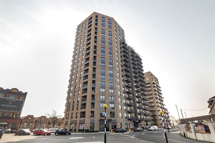 1 Bedroom Flat To Rent In Uncle Southall, Merrick Road, Southall, UB2