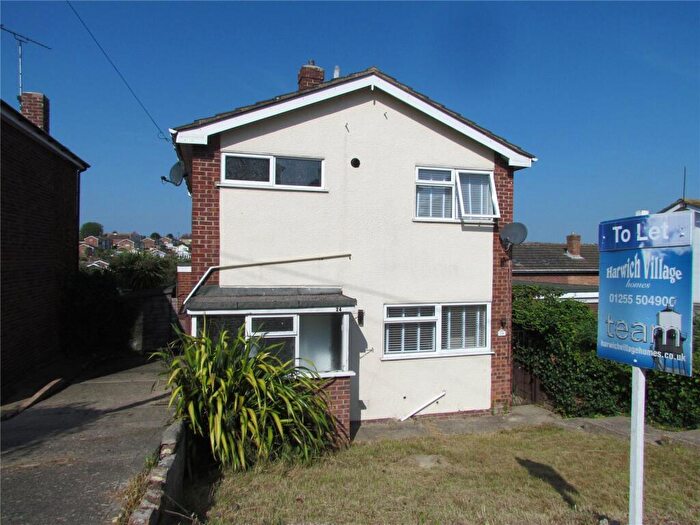 3 Bedroom Detached House To Rent In Larksfield Crescent, Harwich, Essex, CO12