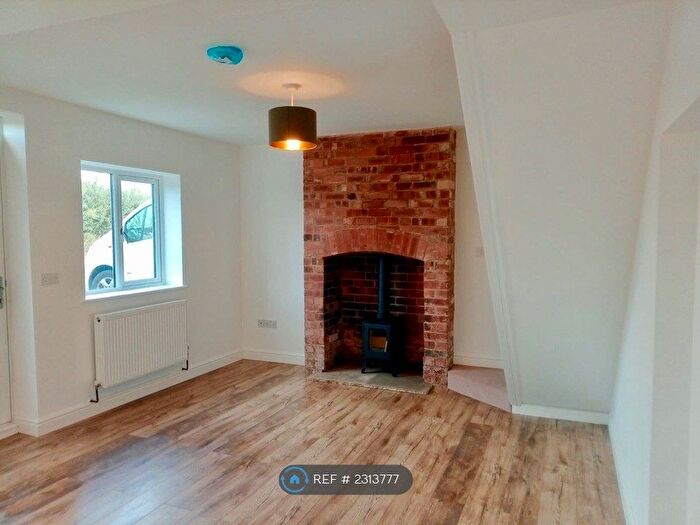 3 Bedroom Detached House To Rent In Weeland Road, Kellingley, WF11