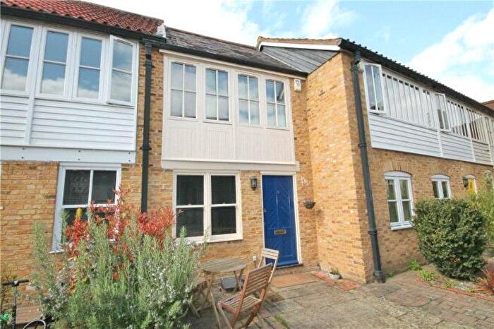 2 Bedroom Cottage To Rent In High Street, Ewell, Epsom, KT17