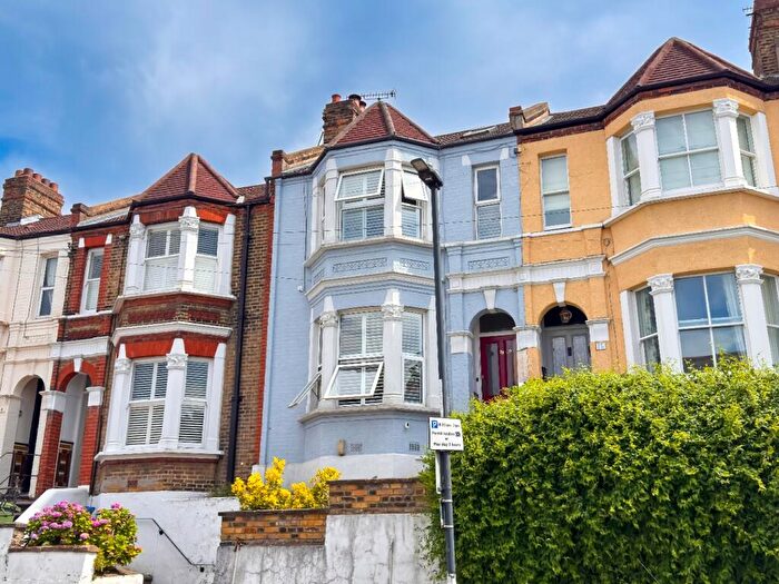 3 Bedroom Terraced House For Sale In Ennis Road, Plumstead, London, SE18