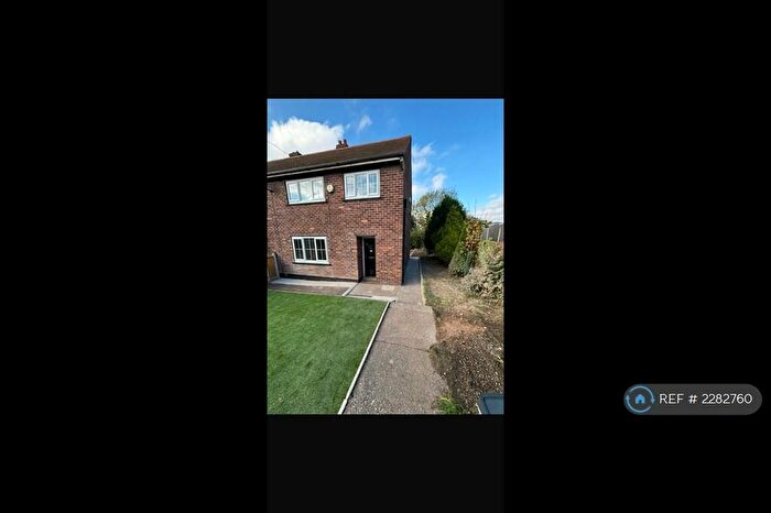 3 Bedroom Semi-Detached House To Rent In Roberts Avenue, Conisbrough, Doncaster, DN12