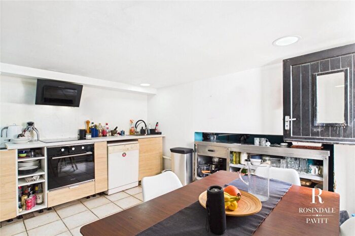 2 Bedroom Semi-Detached House For Sale In Beddington Grove, Wallington, SM6