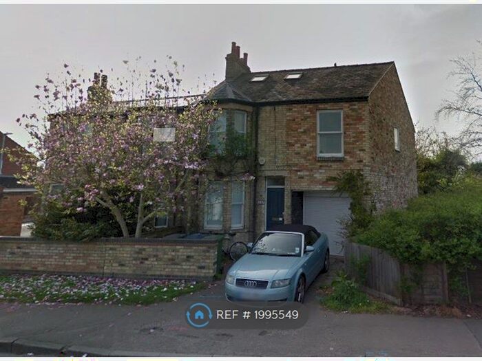 6 Bedroom Semi-Detached House To Rent In Histon Road, Cambridge, CB4