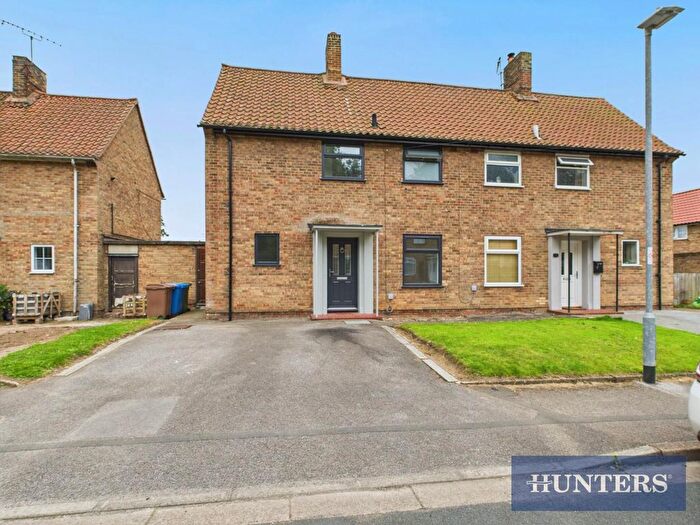 2 Bedroom Semi-Detached House For Sale In Kent Square, Bridlington, YO16