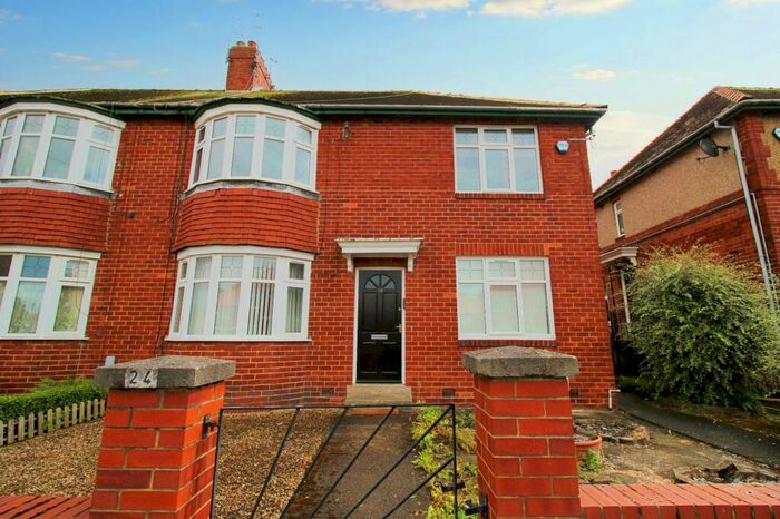 2 Bedroom Flat To Rent In Harewood Road, Gosforth, Newcastle Upon Tyne, Tyne And Wear, NE3