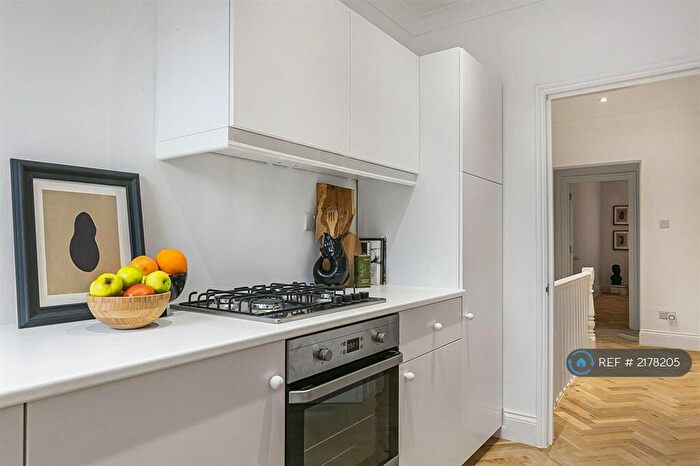 2 Bedroom Flat To Rent In Edward Road, London, E17