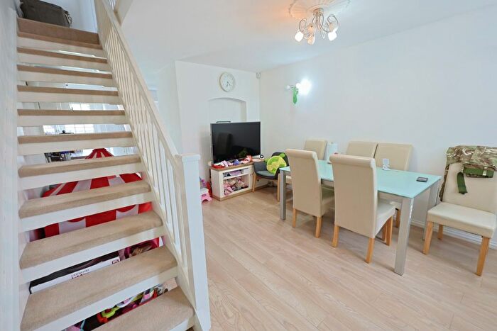2 Bedroom End Terrace House For Sale In Pavilion Way, Edgware, Middlesex, HA8