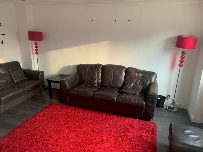 2 Bedroom Terraced House To Rent In Strouds Close, Chadwell Heath, RM6