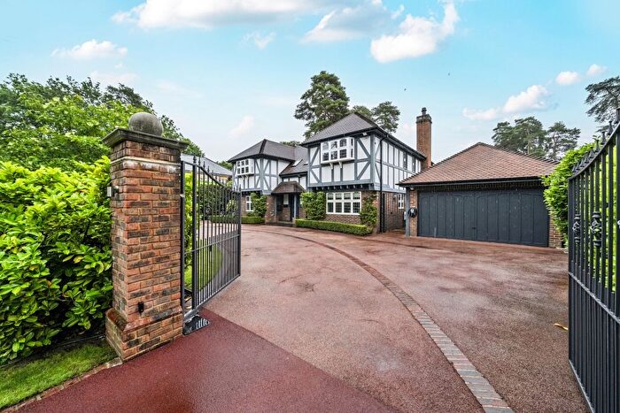 5 Bedroom Detached House To Rent In Brock Way, Virginia Water, GU25