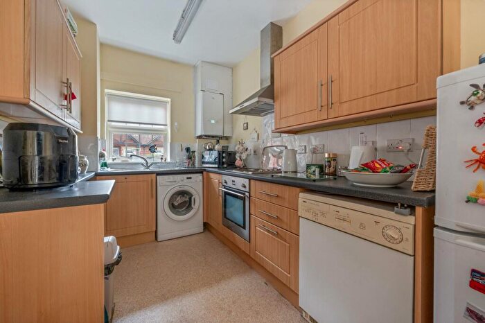 1 Bedroom Bungalow For Sale In Huntsmans Drive, Oakham, LE15