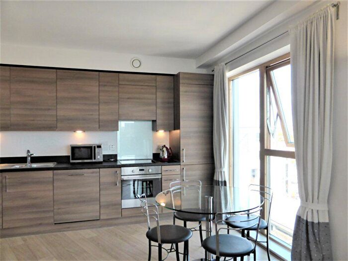 2 Bedroom Flat To Rent In Brighton Belle -, P16