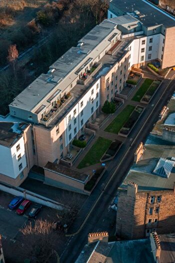 2 Bedroom Flat For Sale In Dalgety Road, Edinburgh, EH7
