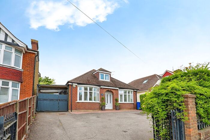 6 Bedroom Bungalow For Sale In London Road, Sittingbourne, Kent, ME10