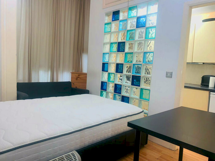 Flat To Rent In Somerfield Road, Finsbury Park, N4