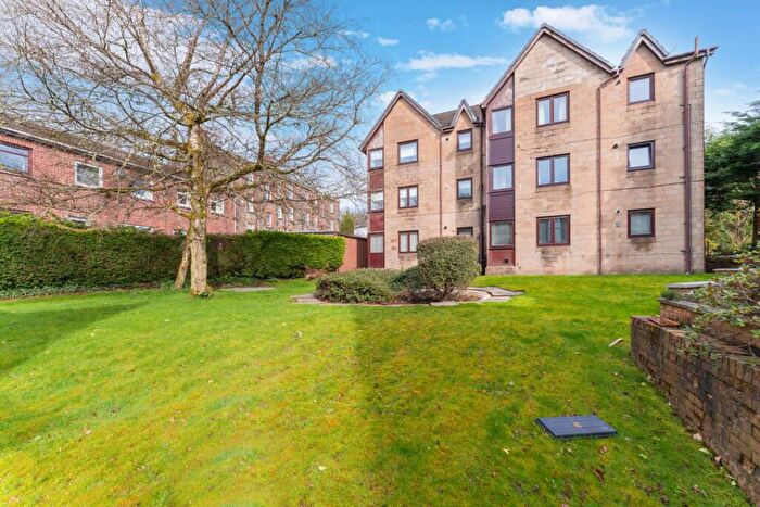 2 Bedroom Apartment For Sale In Glencairn Court, High Street, Kilmacolm, PA13