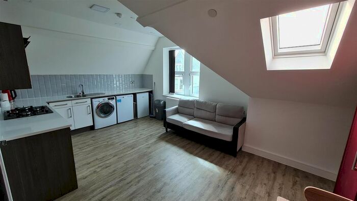 1 Bedroom Flat To Rent In Claude Road, Roath, Cardiff, CF24