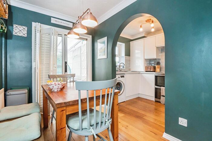 2 Bedroom Terraced House For Sale In Chelveston Crescent, Southampton, SO16