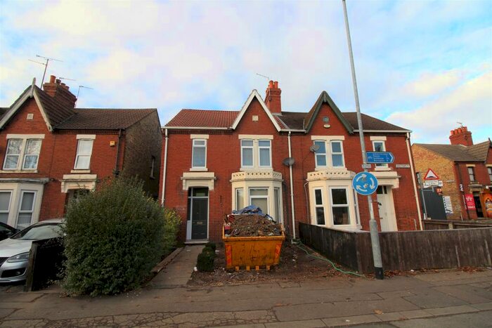 6 Bedroom Semi-Detached House To Rent In Dogsthorpe Road, Peterborough, PE1