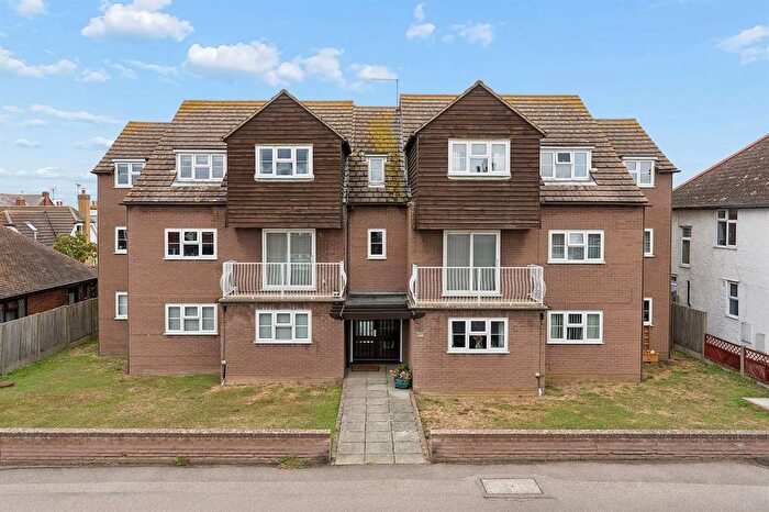 2 Bedroom Flat For Sale In Tankerton Road, Tankerton, Whitstable, CT5