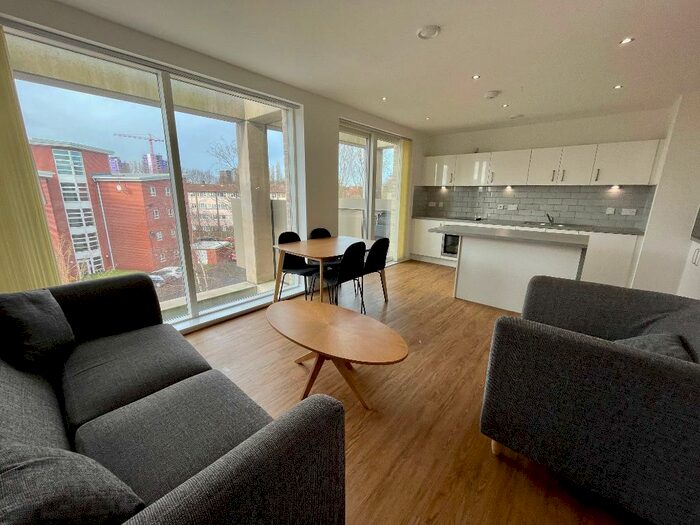 2 Bedroom Apartment To Rent In City Road, Hulme, Manchester, M15