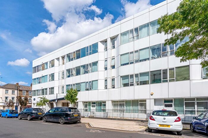 1 Bedroom Flat To Rent In Drayton Park, London, N5