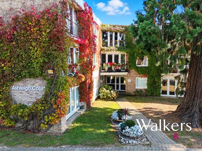 2 Bedroom Apartment For Sale In Station Lane, Ingatestone, CM4