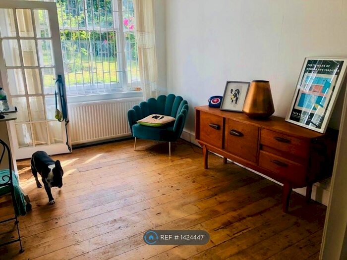 1 Bedroom Flat To Rent In Thurlow Park Road, London, SE21