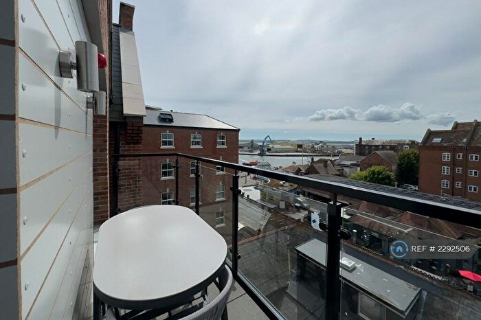 1 Bedroom Flat To Rent In East Quay Road, Poole, BH15