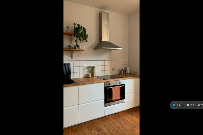 2 Bedroom Flat To Rent In West Princes Street, Glasgow, G4