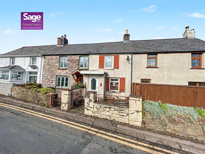 2 Bedroom Terraced House For Sale In High Cross Road, Rogerstone, Newport, NP10