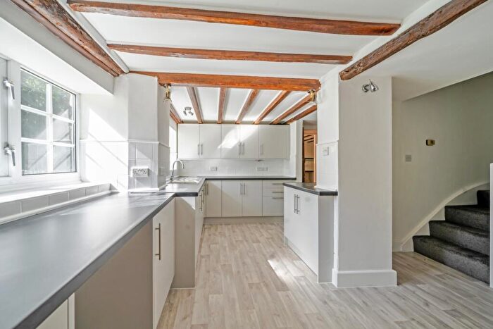 4 Bedroom Cottage To Rent In Southend Marlborough, SN8