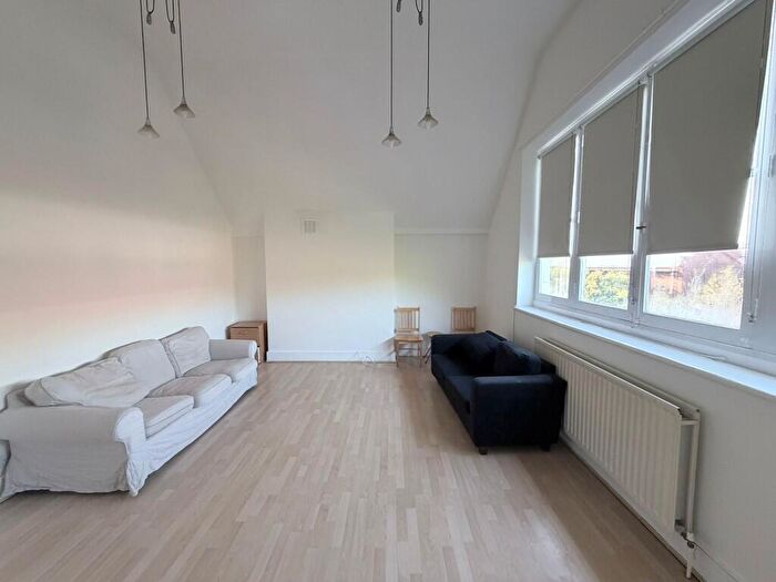 1 Bedroom Flat To Rent In Broadhurst Gardens, London, NW6